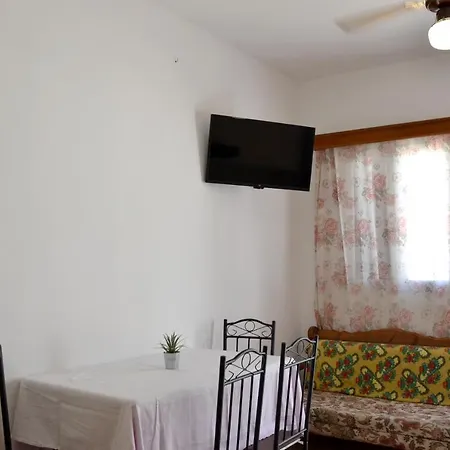 Studio For 4 In Daire